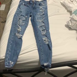 American eagle size 2 dark wash ripped jeans